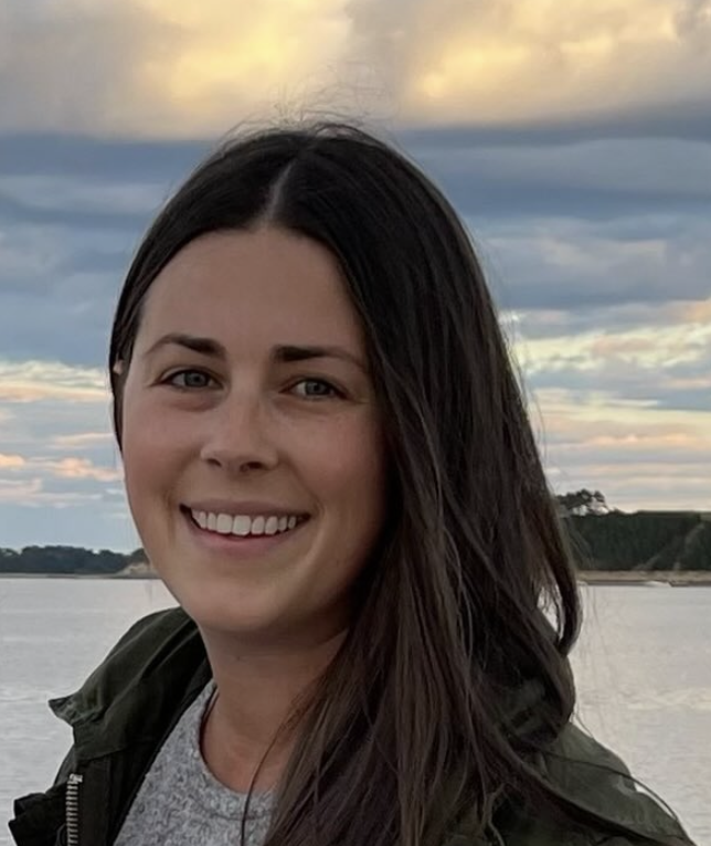 Becca outdoors, the person behind the personal style